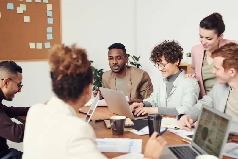 Why Online Commerce Coaching is Essential for Entrepreneurs