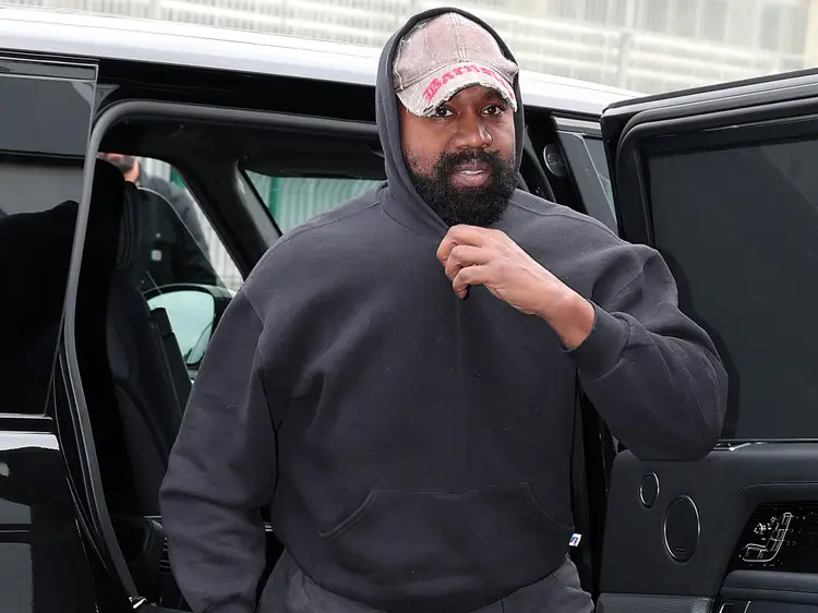 Exploring the Cultural Impact of Kanye West Hoodies
